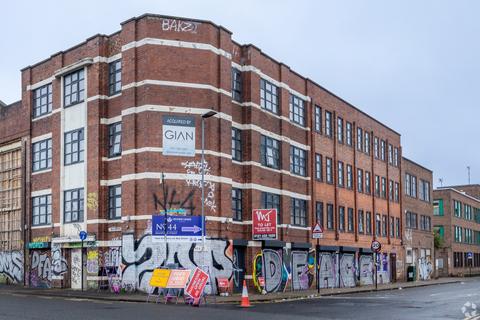 Retail property (high street) to rent, 44 Bradford St Birmingham B5 6HX