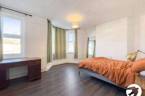 3 bedroom terraced house to rent, Hawstead Road, London, SE6