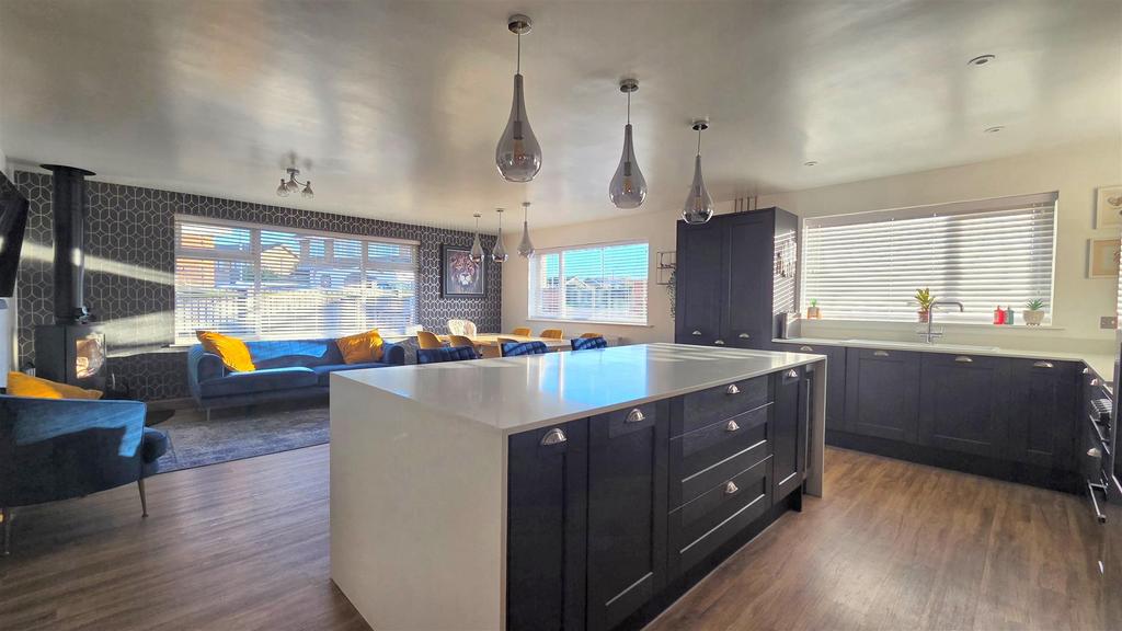 Kitchen/Diner/Sitting Room