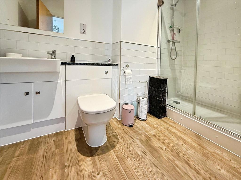 Ensuite