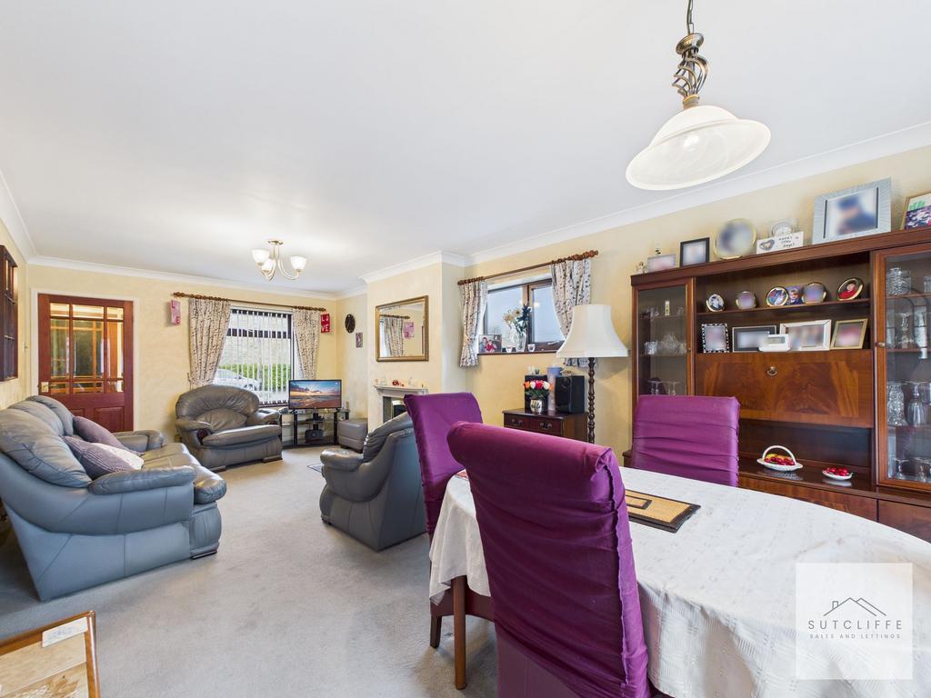 Living Room / Dining Area