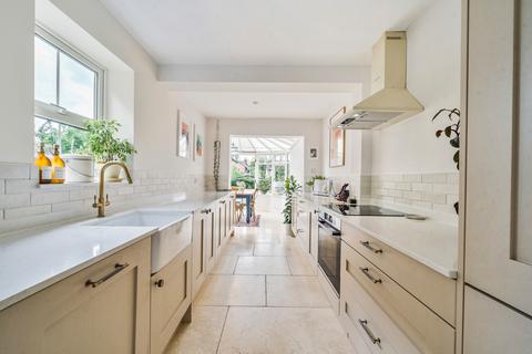 4 bedroom semi-detached house for sale, George Road, Farncombe, Godalming, GU7