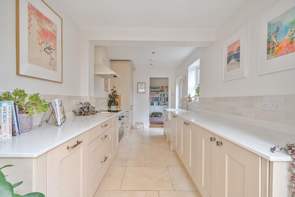 1327578-11-6878cd...