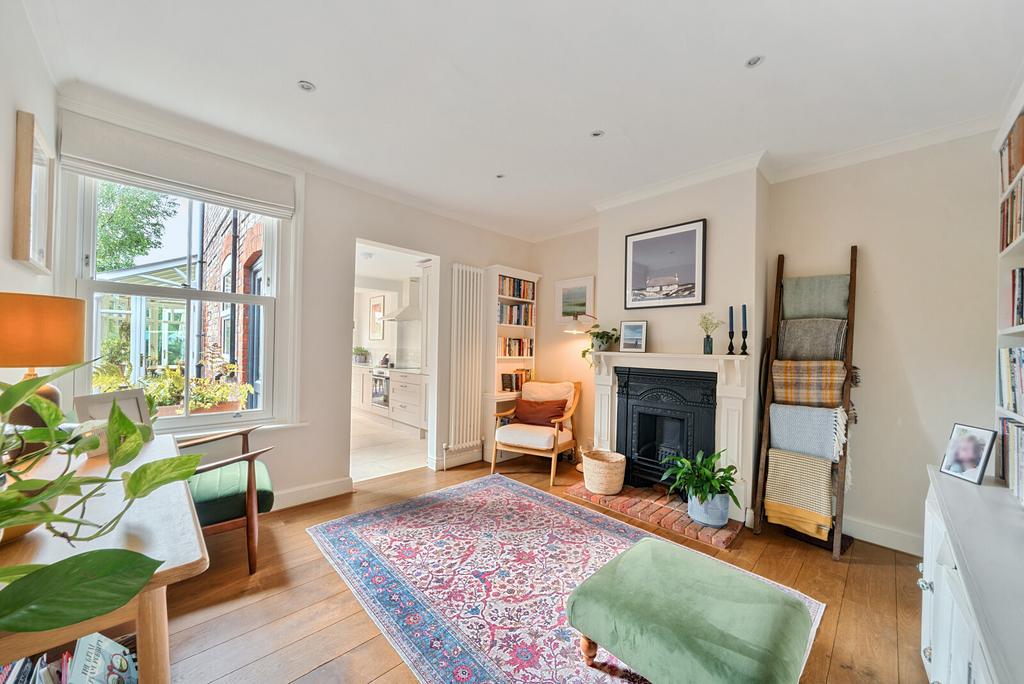 1327578-15-6878d0...