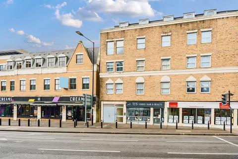 1 bedroom flat to rent, High Street,  Slough,  SL1