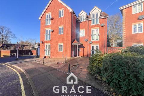 undefined, Finbars Walk, Ipswich
