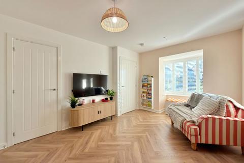 undefined, Heol Nant Glandulas, Cardiff CF14