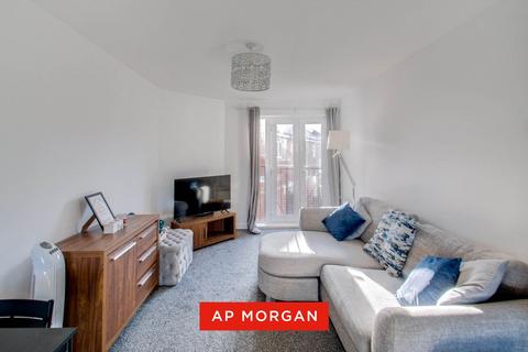 2 bedroom apartment for sale, Marshall Crescent, Wordsley, Stourbridge, West Midlands, DY8