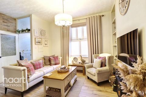 3 bedroom terraced house for sale, Grove Place, Pontypool