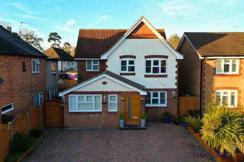 undefined, Pear Tree Road, Addlestone, Surrey, KT15