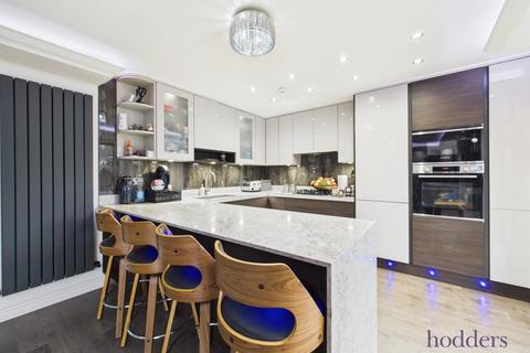 undefined, Pear Tree Road, Addlestone, Surrey, KT15