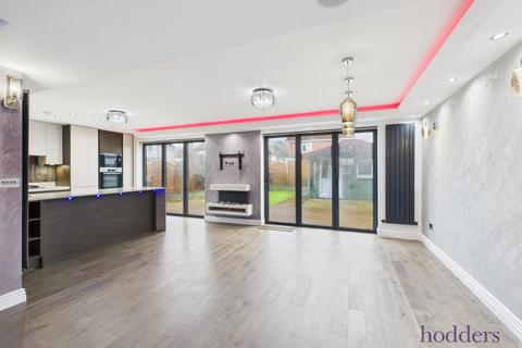 undefined, Pear Tree Road, Addlestone, Surrey, KT15