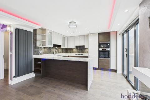 undefined, Pear Tree Road, Addlestone, Surrey, KT15