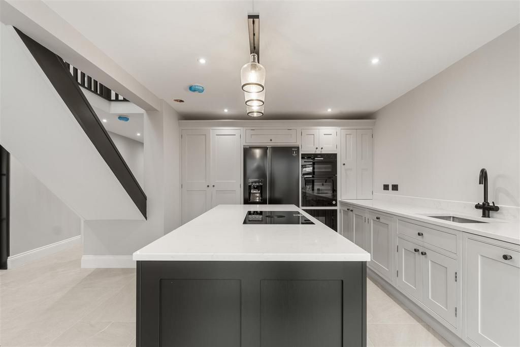 21 Round Ings Road-14.jpg