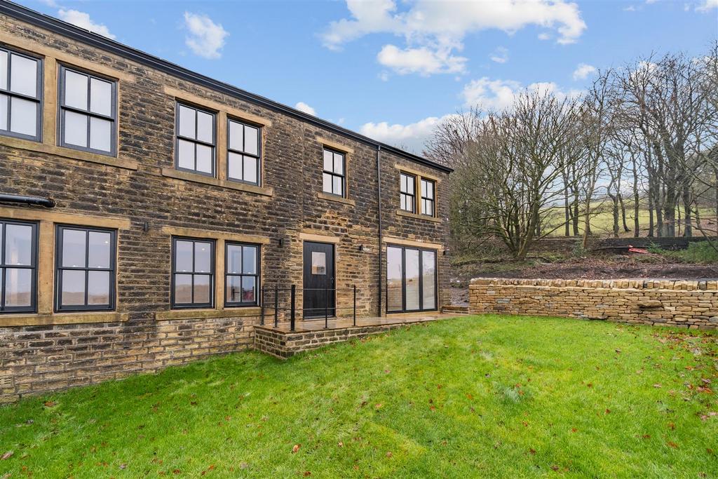 21 Round Ings Road-5.jpg