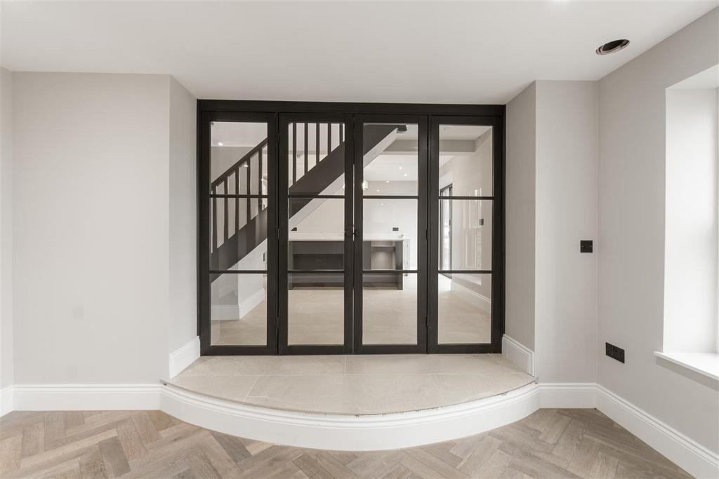 21 Round Ings Road-10.jpg