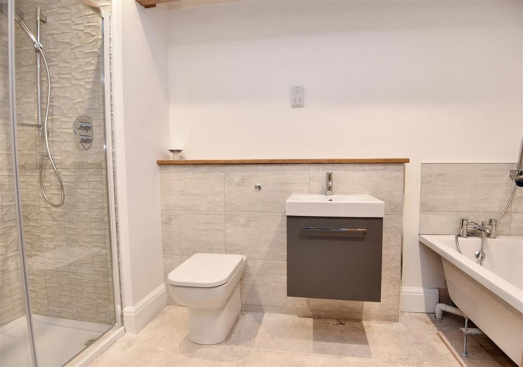 Bedroom One En-Suite
