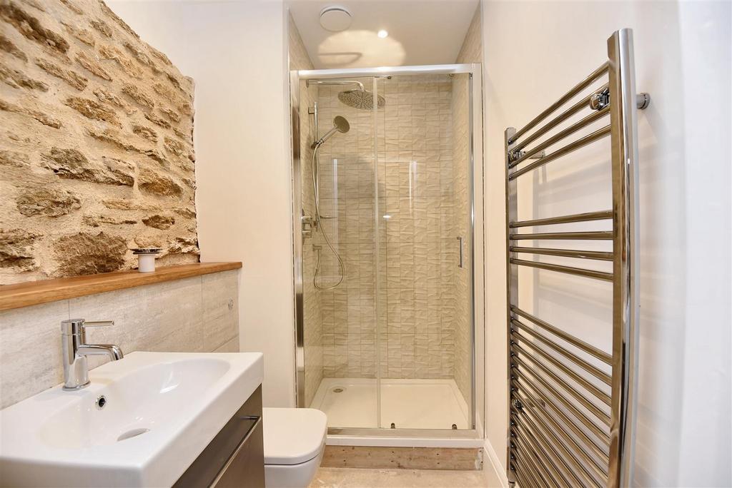 Bedroom Two En-Suite