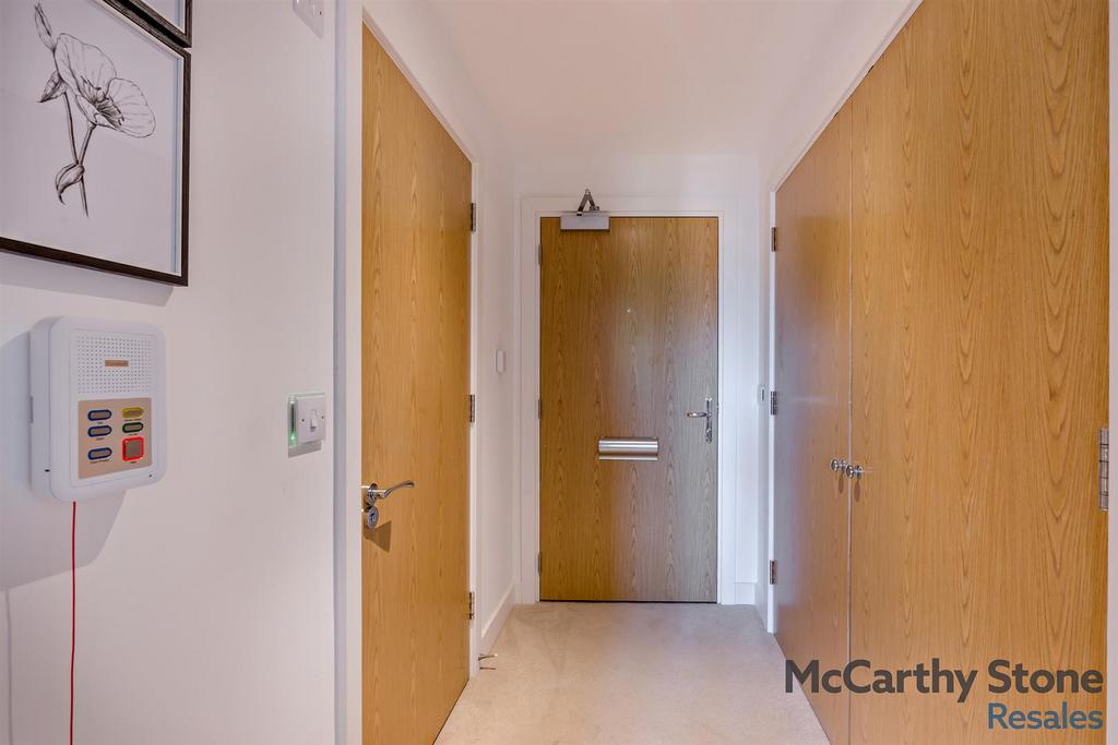 8663835-interior08-800.jpg
