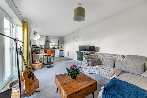 2 bedroom apartment for sale, Willowbay Drive, Great Park, NE13