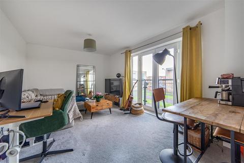 2 bedroom apartment for sale, Willowbay Drive, Great Park, NE13