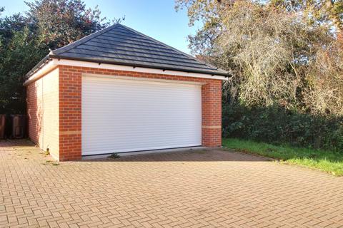 3 bedroom detached house for sale, Ampfield, Romsey