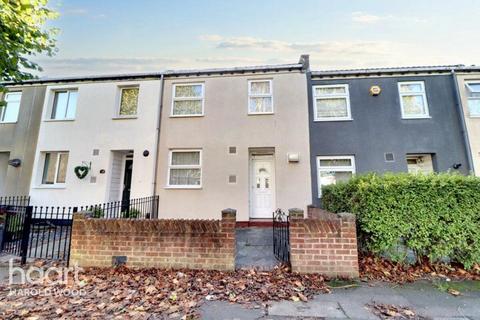 2 bedroom terraced house for sale, Buckbean Path, Harold Hill