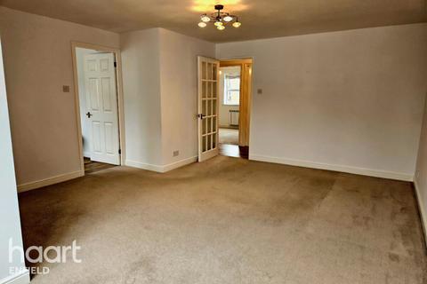 undefined, Kirkland Drive, ENFIELD
