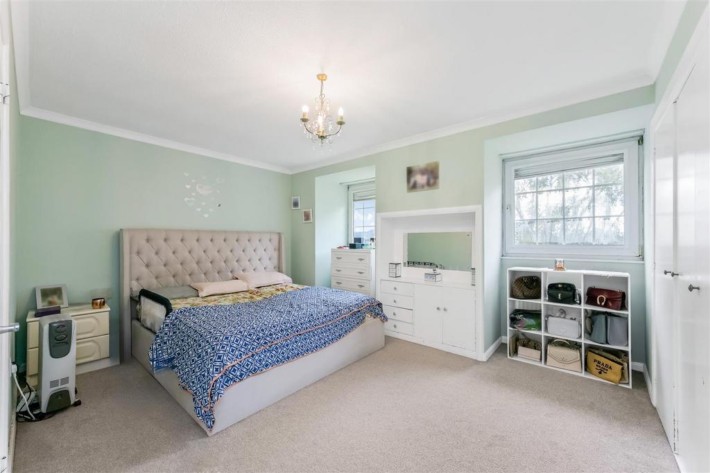 32b churchfields-4.jpg