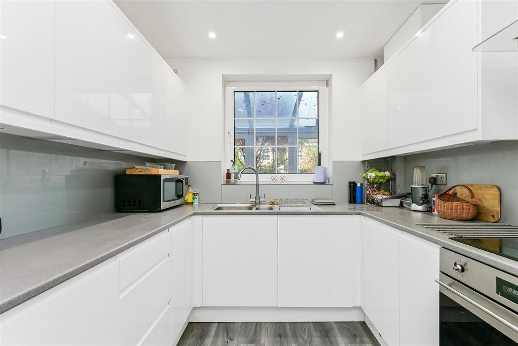 32b churchfields-22.jpg