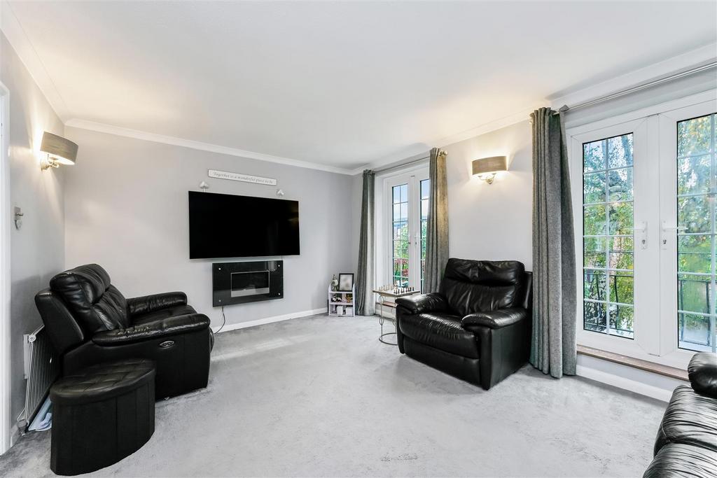 32b churchfields-11.jpg