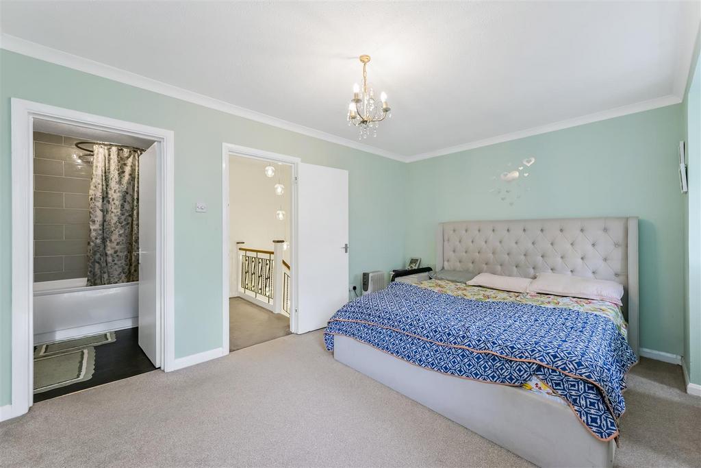32b churchfields-3.jpg