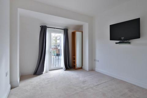 undefined, Crystal Place, Worcester Park
