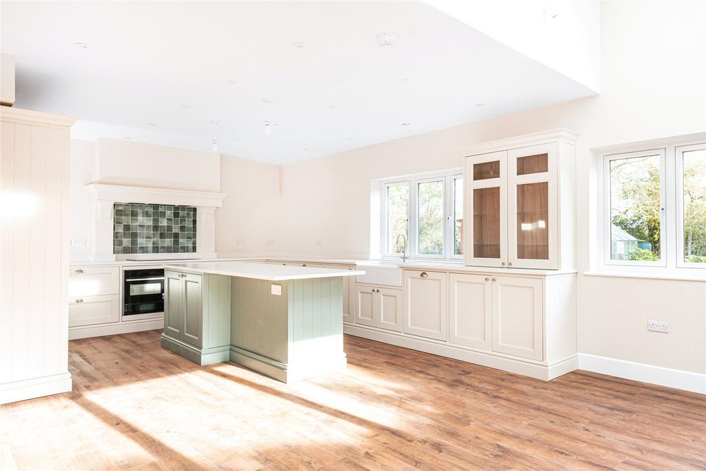 Kitchen/Dining