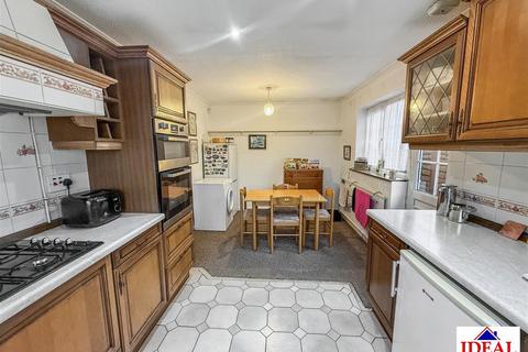 undefined, Harmby Close, Skellow, Doncaster