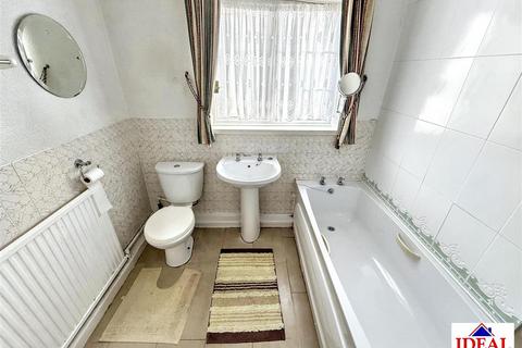 undefined, Harmby Close, Skellow, Doncaster