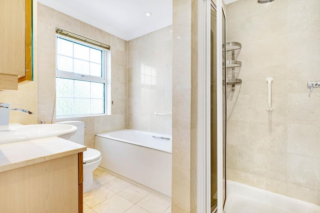 Bathroom 3