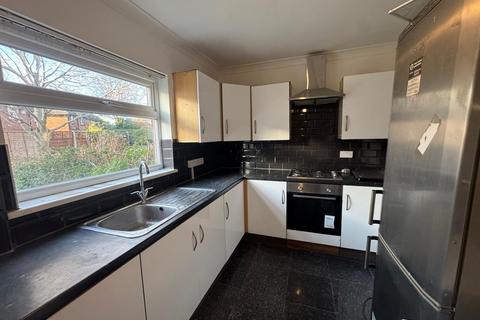 6 bedroom semi-detached house to rent, Stanmore Grove, Leeds, West Yorkshire, LS4