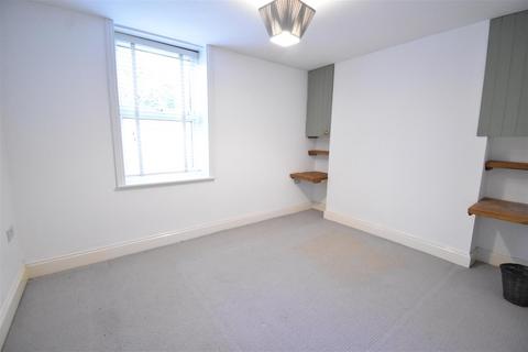 1 bedroom apartment to rent, Ewell Road, Surbiton