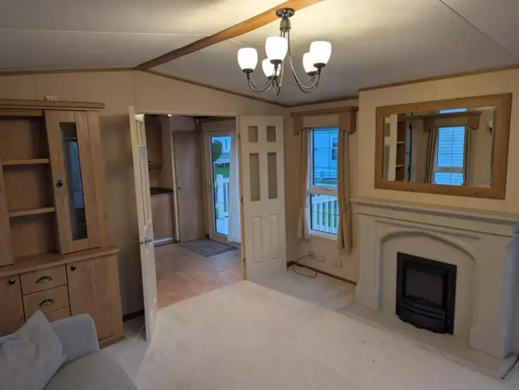 7401 Bockenfield Park Living