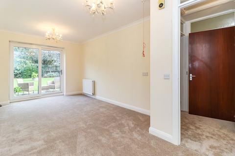 2 bedroom terraced bungalow for sale, Pegasus Court, Abbots Langley, WD5