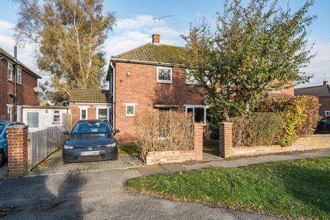 undefined, Hare Shoots, Maidenhead, Berkshire