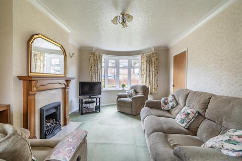 3 bedroom semi-detached house for sale, Howe Hill Close, Holgate, York, YO26 4SN