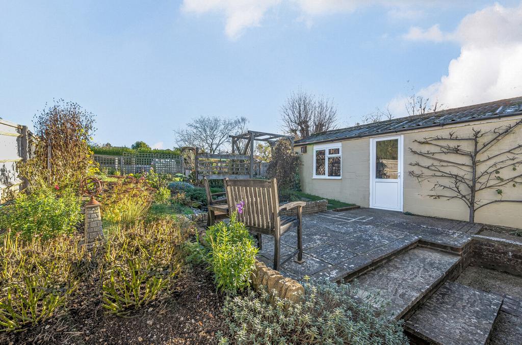 1383177-1-691f161...