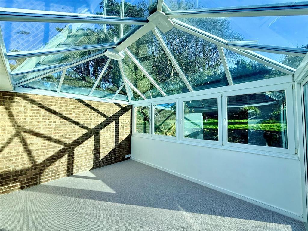 Conservatory 1.jpg