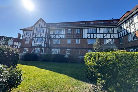 2 bedroom flat to rent, Millbrook Road East, Hampshire SO15