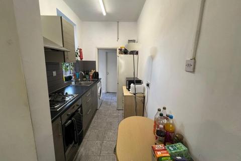 3 bedroom house share to rent, Clarendon Park Road