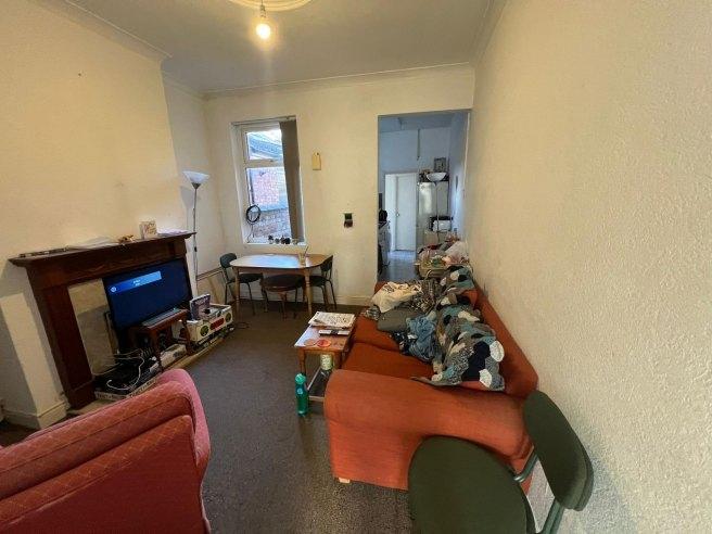 Clarendon-park-road-le2-3an-995549