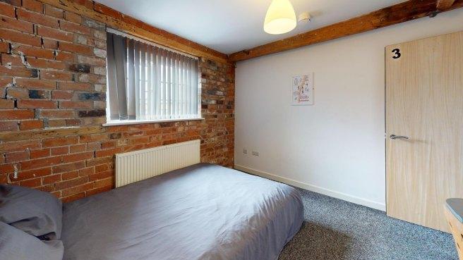 Braunstone-gate-le3-5lg-995774