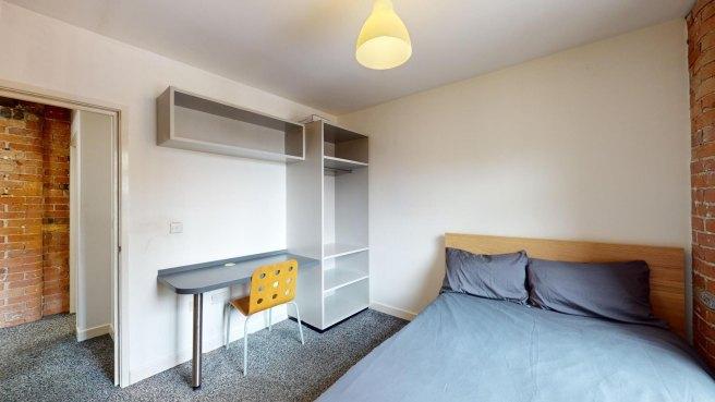 Braunstone-gate-le3-5lg-995777